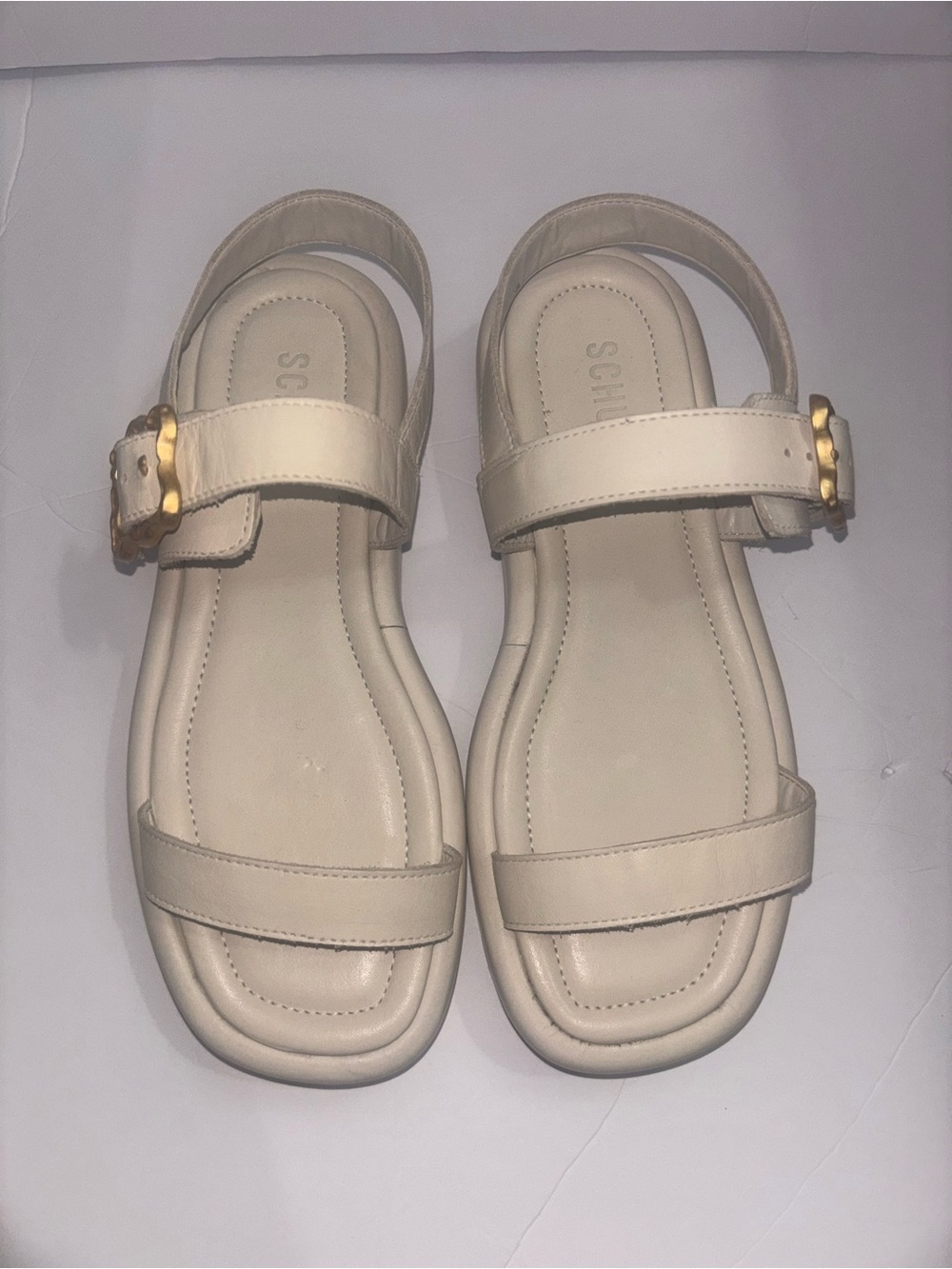 Schutz Wavy Flatform Pearl Sandal Women's Size 6B
Made In Brazil Leather
